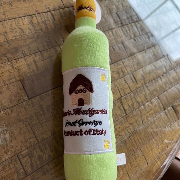 Other - NWT Haughte Diggity Dog Santa Muttgarita Pinot Grrrigio Product of Italy Dog